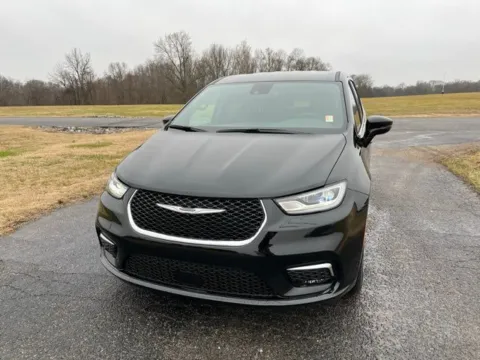 Black 2026 Chrysler Pacifica Select for sale in Martin, TN