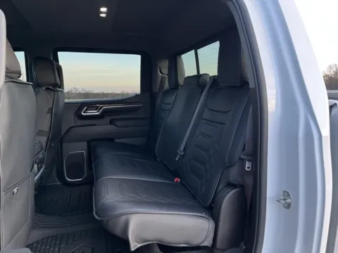 More photos of 2023 GMC Sierra 1500 Elevation at Taylor Automotive, TN