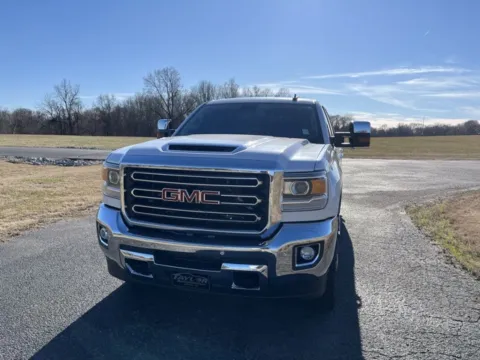 White 2018 GMC Sierra 2500HD SLT for sale in Martin, TN