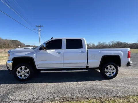 Photos of 2018 GMC Sierra 2500HD SLT for sale in Martin, TN at Taylor Automotive