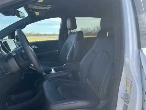 More photos of 2026 Chrysler Voyager LX at Taylor Automotive, TN