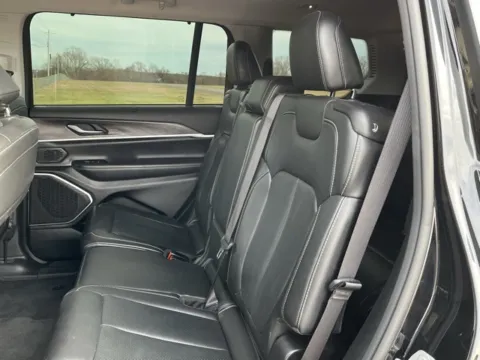 More photos of 2022 Jeep Grand Cherokee L Limited at Taylor Automotive, TN