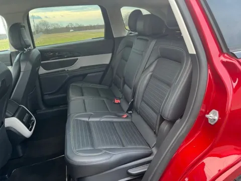 More photos of 2024 Lincoln Nautilus Reserve at Taylor Automotive, TN