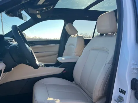 More photos of 2026 Jeep Grand Cherokee Limited at Taylor Automotive, TN