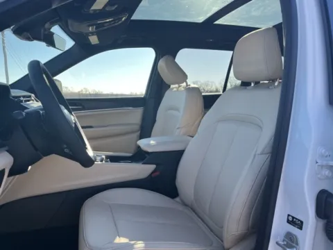 More photos of 2026 Jeep Grand Cherokee Limited at Taylor Automotive, TN