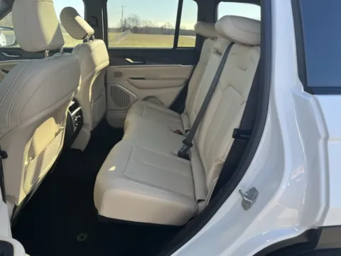 More photos of 2026 Jeep Grand Cherokee Limited at Taylor Automotive, TN