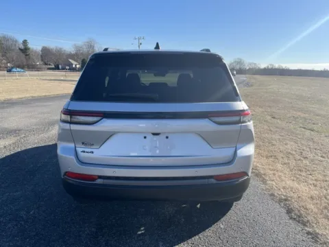 More photos of 2026 Jeep Grand Cherokee Limited at Taylor Automotive, TN