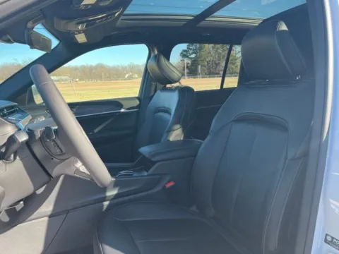 More photos of 2026 Jeep Grand Cherokee Limited at Taylor Automotive, TN