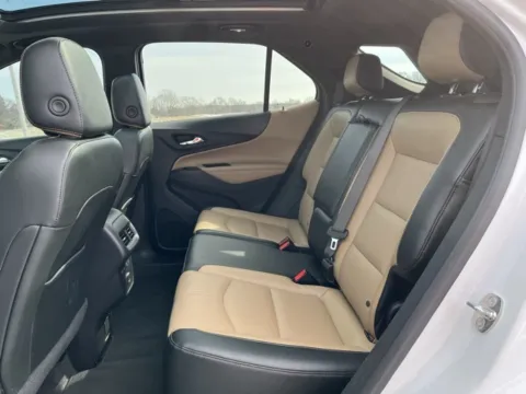 More photos of 2022 Chevrolet Equinox Premier at Taylor Automotive, TN