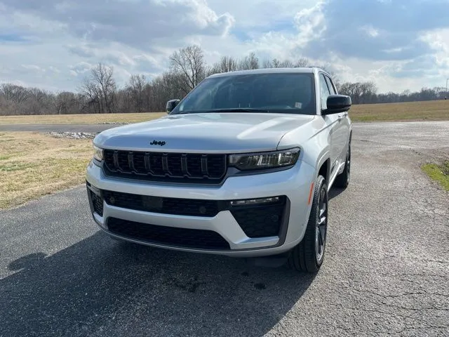 2026 Jeep Grand Cherokee Limited Reserve