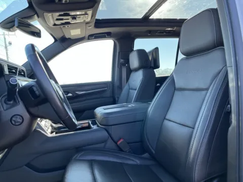More photos of 2021 GMC Yukon Denali at Taylor Automotive, TN