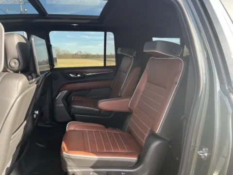More photos of 2023 GMC Yukon XL Denali Ultimate at Taylor Automotive, TN