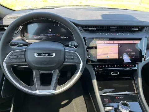 Another view of 2026 Jeep Grand Cherokee L Limited for sale in Martin, TN at Taylor Automotive