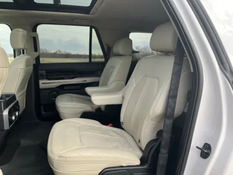 More photos of 2019 Ford Expedition Max Platinum at Taylor Automotive, TN