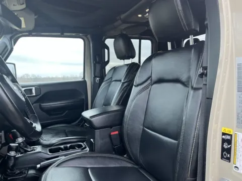 More photos of 2020 Jeep Gladiator Sport at Taylor Automotive, TN