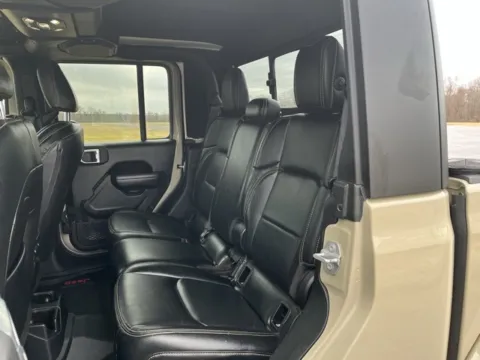 More photos of 2020 Jeep Gladiator Sport at Taylor Automotive, TN