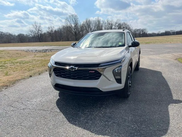 White 2026 Chevrolet Trax 2RS for sale in Martin, TN