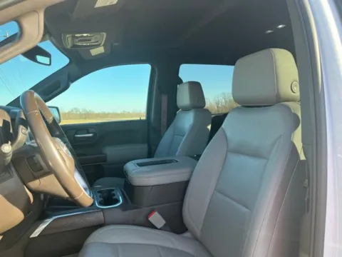More photos of 2022 GMC Sierra 1500 Limited SLT at Taylor Automotive, TN