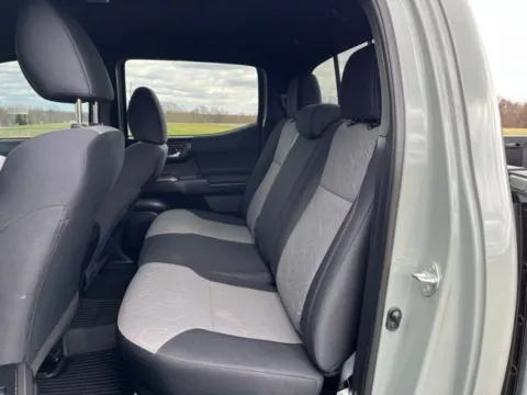 More photos of 2022 Toyota Tacoma TRD Off-Road at Taylor Automotive, TN