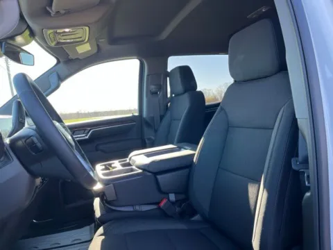 More photos of 2026 GMC Sierra 1500 SLE at Taylor Automotive, TN