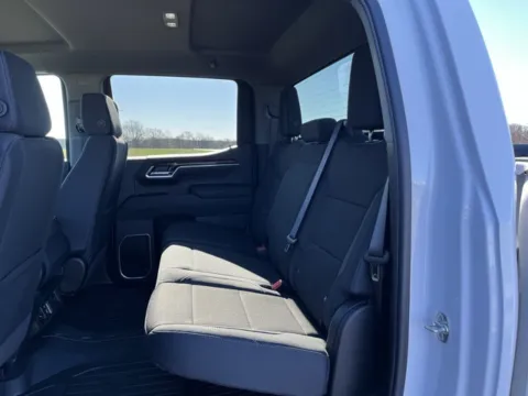 More photos of 2026 GMC Sierra 1500 SLE at Taylor Automotive, TN