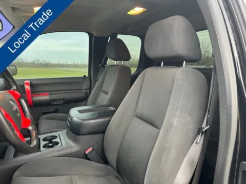 More photos of 2007 GMC Sierra 1500 SLE2 at Taylor Automotive, TN