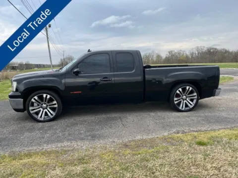 Photos of 2007 GMC Sierra 1500 SLE2 for sale in Martin, TN at Taylor Automotive