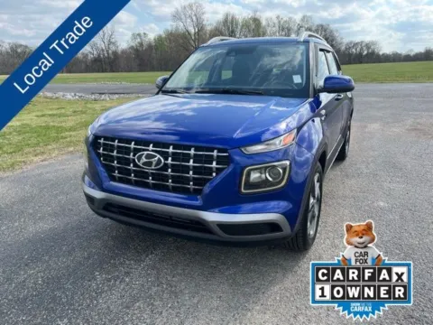 Blue 2022 Hyundai Venue SEL for sale in Martin, TN