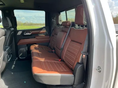 More photos of 2024 GMC Sierra 1500 Denali Ultimate at Taylor Automotive, TN