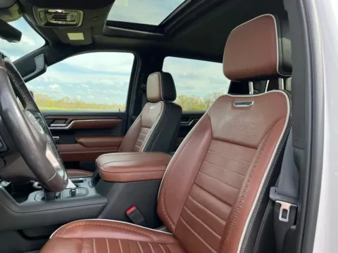 More photos of 2024 GMC Sierra 1500 Denali Ultimate at Taylor Automotive, TN