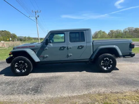 Photos of 2024 Jeep Gladiator Rubicon for sale in Martin, TN at Taylor Automotive