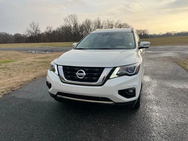 2019 Nissan Pathfinder Platinum