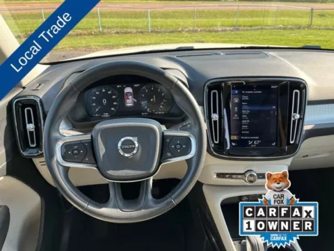 Another view of 2020 Volvo XC40 Momentum for sale in Martin, TN at Taylor Automotive
