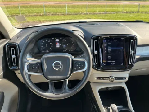 Another view of 2020 Volvo XC40 Momentum for sale in Martin, TN at Taylor Automotive