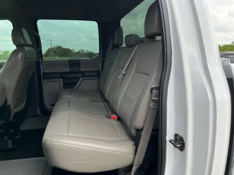 More photos of 2018 Ford F-150 XL at Taylor Automotive, TN