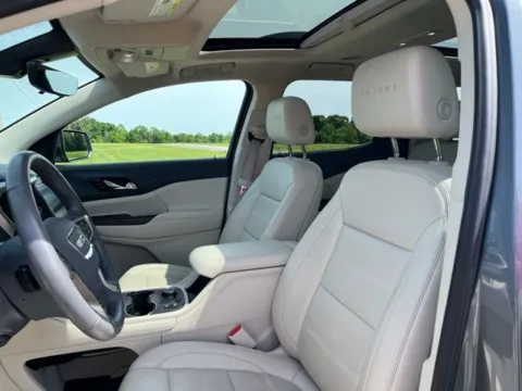 More photos of 2022 GMC Acadia Denali at Taylor Automotive, TN