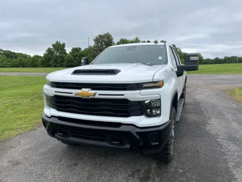 White 2024 Chevrolet Silverado 2500HD Custom for sale in Martin, TN