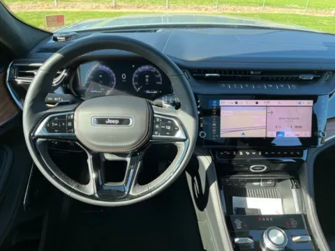 Another view of 2026 Jeep Grand Cherokee Summit for sale in Martin, TN at Taylor Automotive