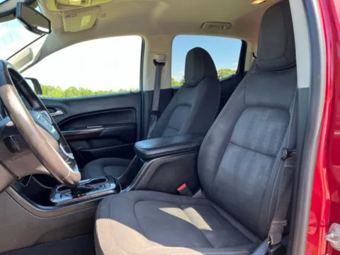 More photos of 2019 GMC Canyon SLE1 at Taylor Automotive, TN