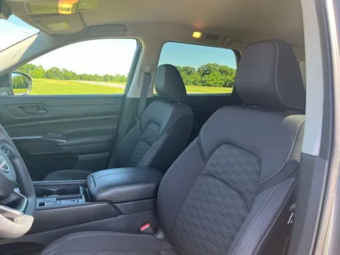 More photos of 2024 Nissan Pathfinder S at Taylor Automotive, TN