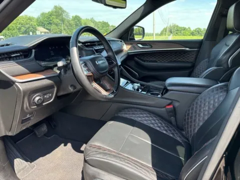 Another view of 2024 Jeep Grand Cherokee Summit for sale in Martin, TN at Taylor Automotive