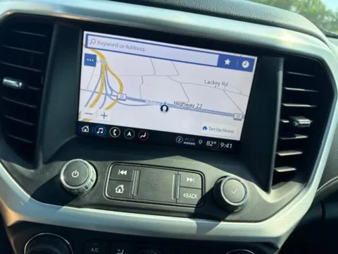 More photos of 2023 GMC Acadia SLT at Taylor Automotive, TN