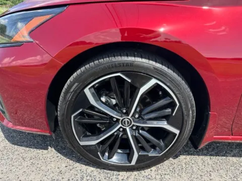 More photos of 2023 Nissan Altima 2.5 SR at Taylor Automotive, TN