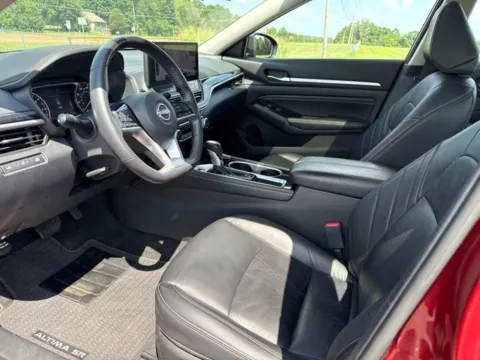 Another view of 2023 Nissan Altima 2.5 SR for sale in Martin, TN at Taylor Automotive