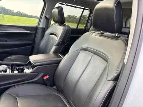 Another view of 2023 Jeep Grand Cherokee Limited for sale in Martin, TN at Taylor Automotive