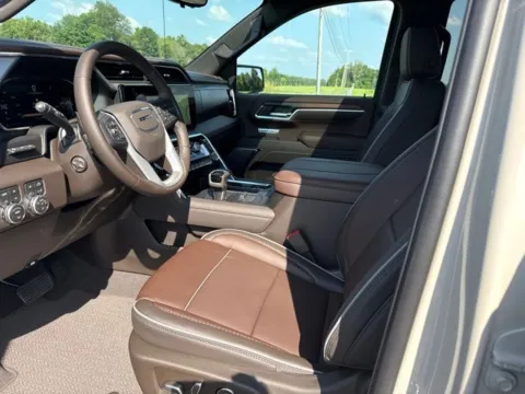 More photos of 2026 GMC Sierra 1500 Denali at Taylor Automotive, TN