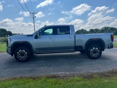 Photos of 2026 GMC Sierra 2500HD Denali Ultimate for sale in Martin, TN at Taylor Automotive