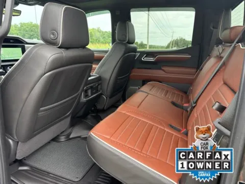More photos of 2024 GMC Sierra 1500 Denali Ultimate at Taylor Automotive, TN