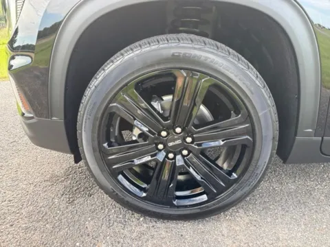 More photos of 2026 GMC Acadia Elevation at Taylor Automotive, TN