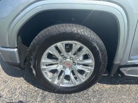 More photos of 2024 GMC Sierra 1500 Denali at Taylor Automotive, TN